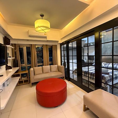Luxury Condo At Forbeswood Parklane The Fort Bgc Макати Экстерьер фото