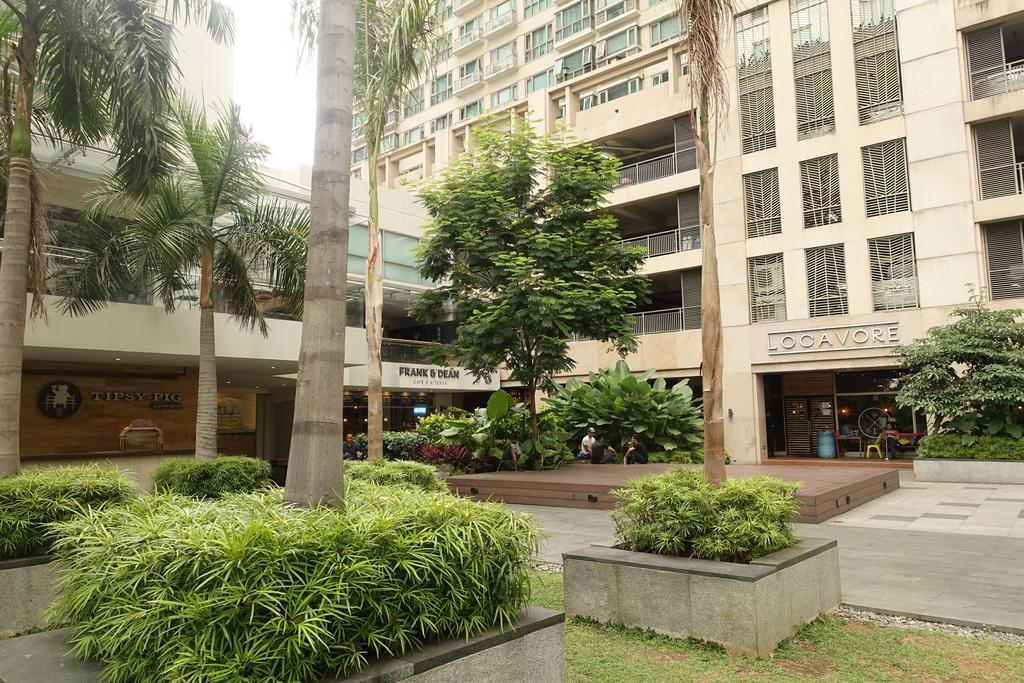 Luxury Condo At Forbeswood Parklane The Fort Bgc Макати Экстерьер фото