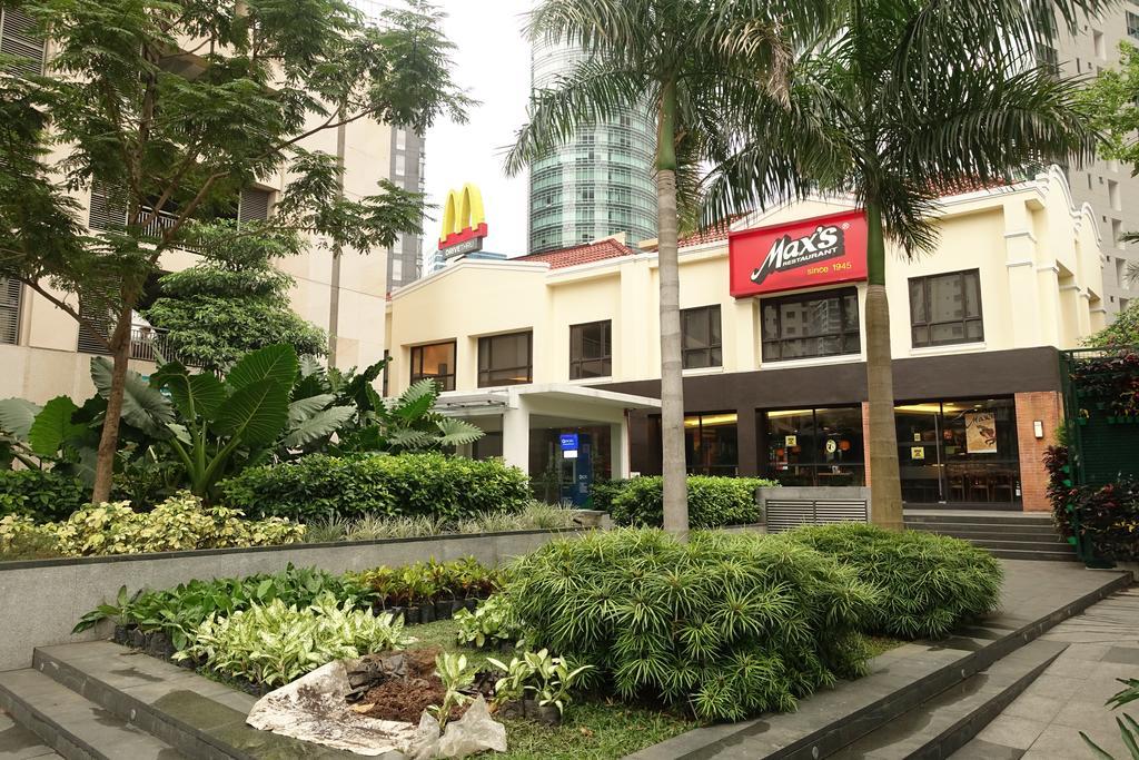 Luxury Condo At Forbeswood Parklane The Fort Bgc Макати Экстерьер фото